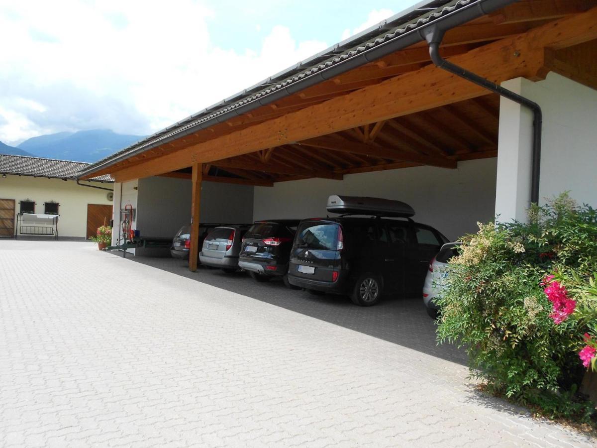 Gruberhof Bed and Breakfast Postal / Burgstall Exteriör bild